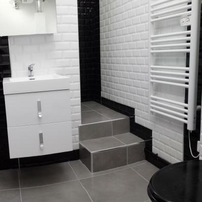 Aménagement complet pour cette salle de bain