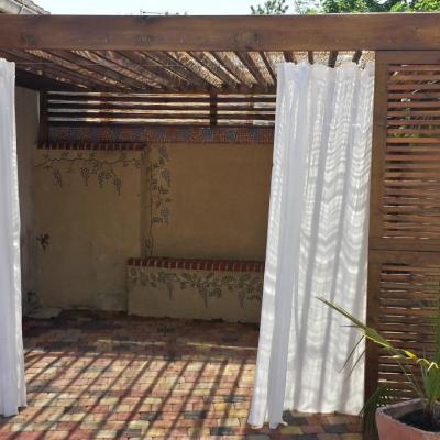 Réalisation d'une pergola couverte